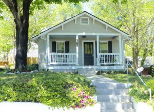 1st Avenue Cottage Visitors Information Center Hendersonville Nc