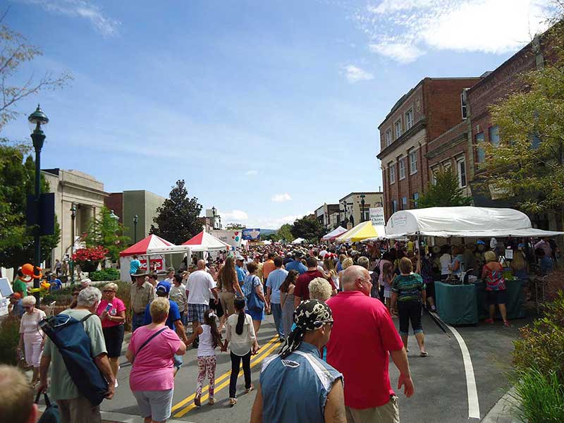 North Carolina Apple Festival Visitors Information Center