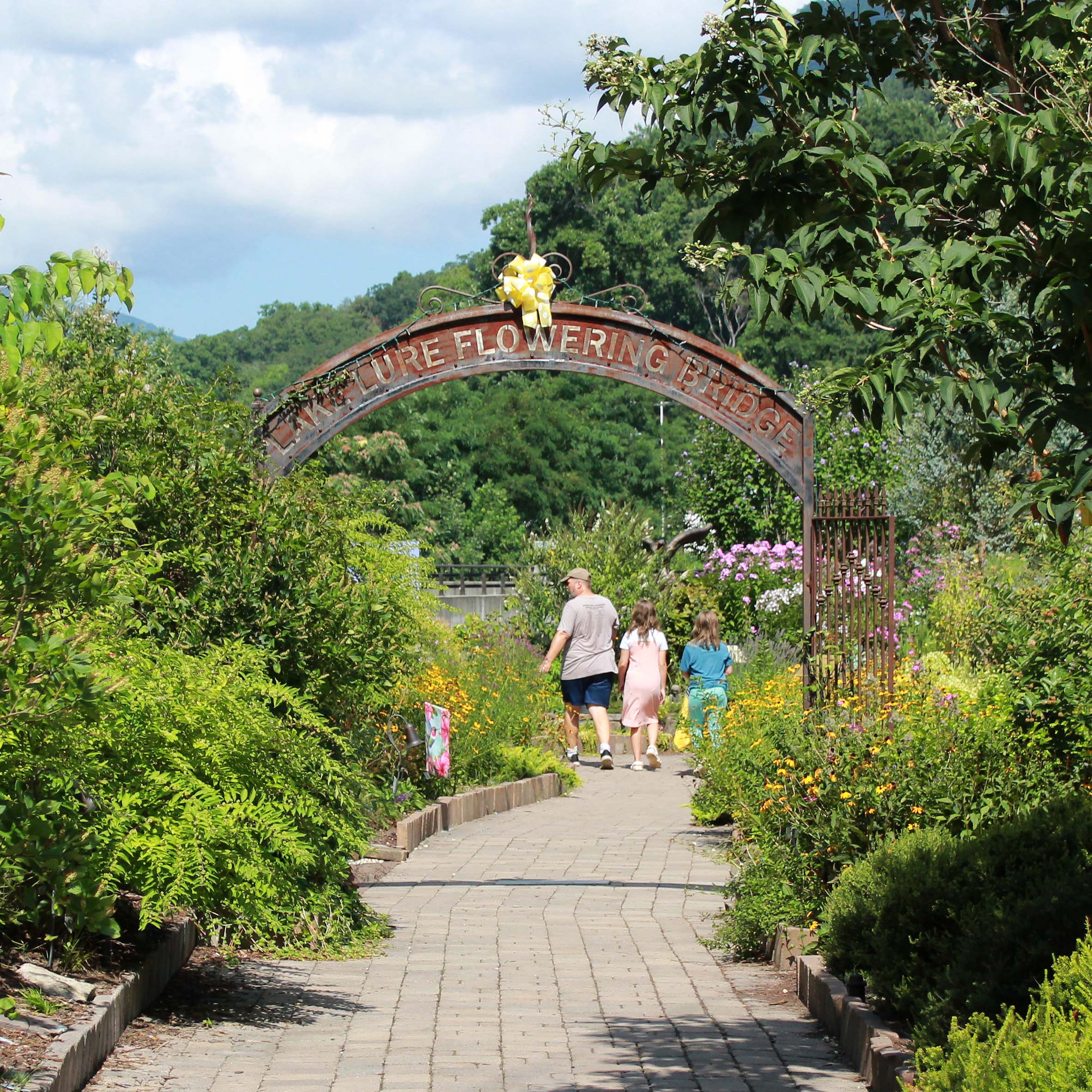 Hendersonville Travelogue Episode 11 Lake Lure Flowering Bridge Visitors Information Center Hendersonville Nc